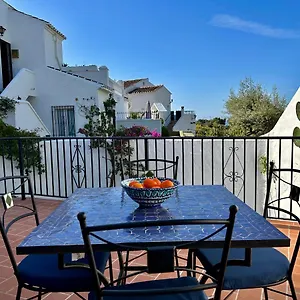 Casa Con Terraza Y Hermoso Jardín Comunal Сasa de vacaciones Nerja